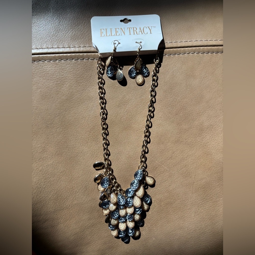 Ellen Tracy Gold Navy & Champagne Teardrop Necklace with Matching Earrings set